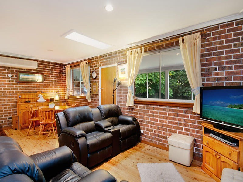 13  Sullens Avenue, East Gosford NSW 2250