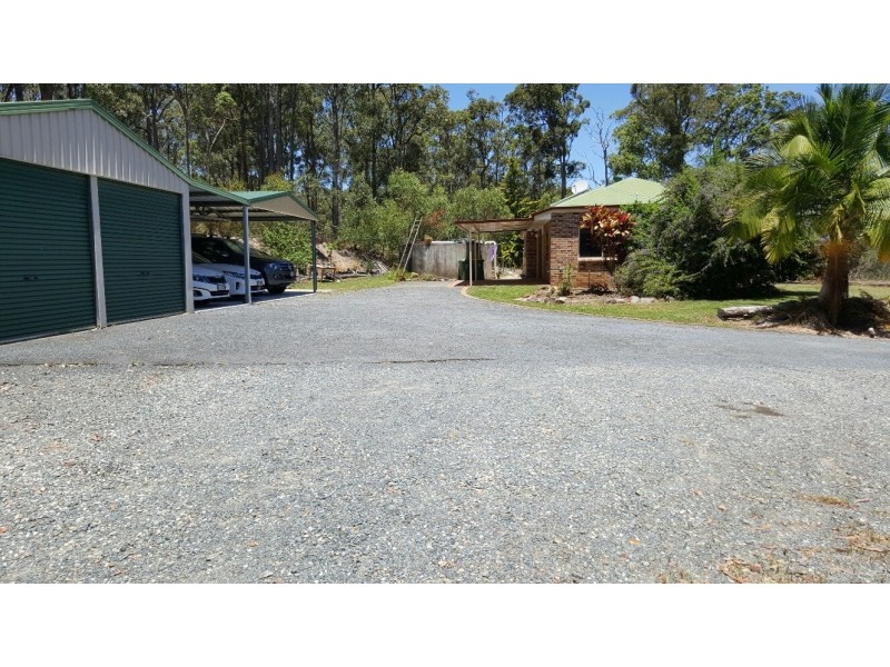 81  Tourmaline Court, Bonogin QLD 4213