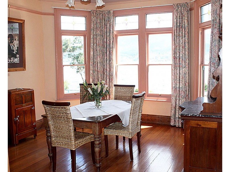 13 Victoria Esplanade, Bellerive TAS 7018