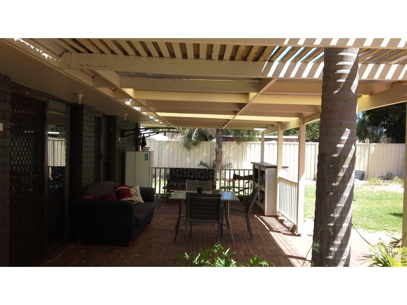 11 Maclaggan Turn, Coodanup WA 6210