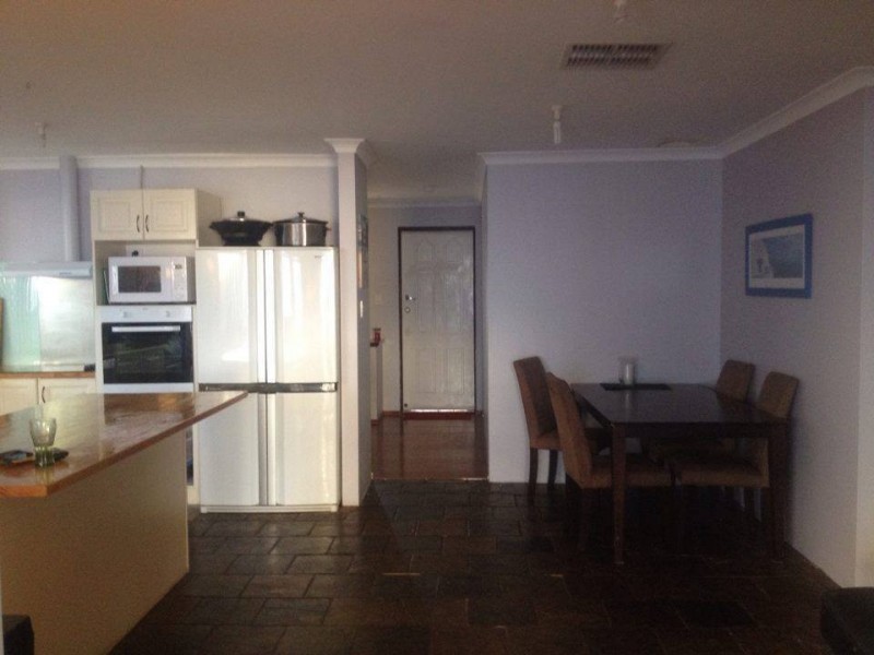 11 Maclaggan Turn, Coodanup WA 6210