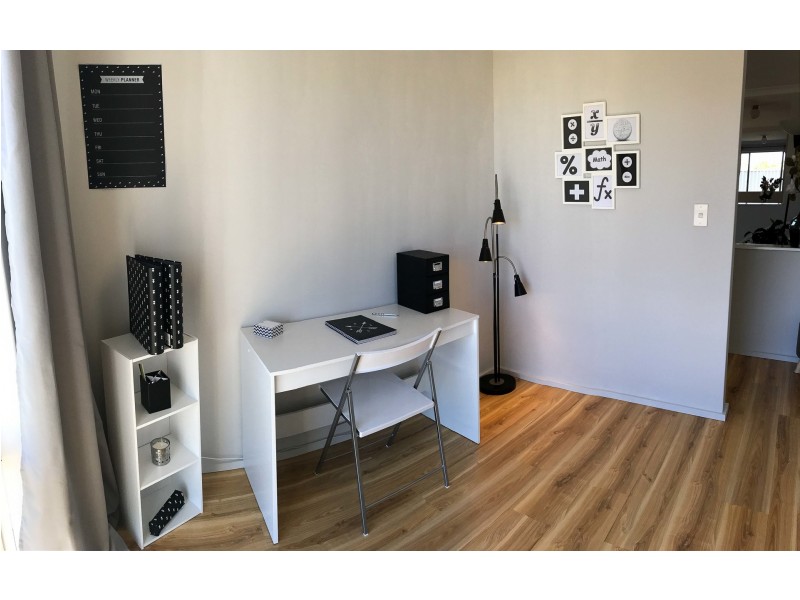 1 Santa Monica Drive, Waikiki WA 6169