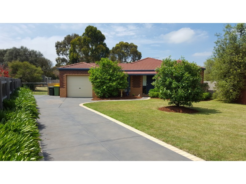 6 Candlebark Court, Riddells Creek VIC 3431