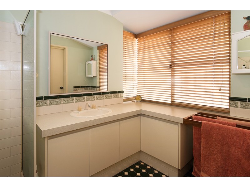 6 Heirisson Retreat, Geographe WA 6280