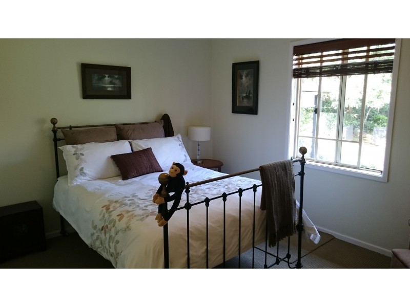 25 Lahey Rd, Tamborine Mountain QLD 4272