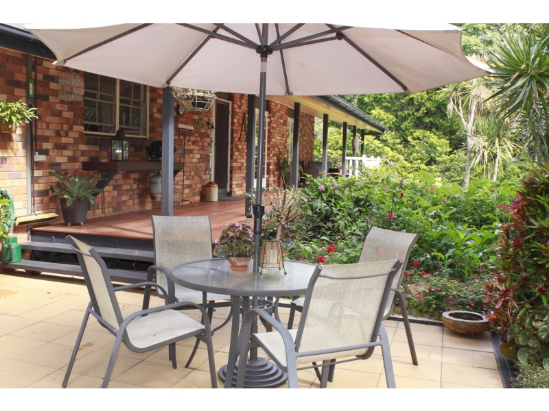 25 Lahey Rd, Tamborine Mountain QLD 4272