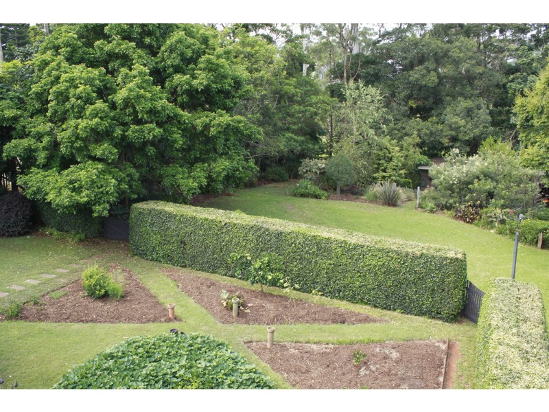 25 Lahey Rd, Tamborine Mountain QLD 4272