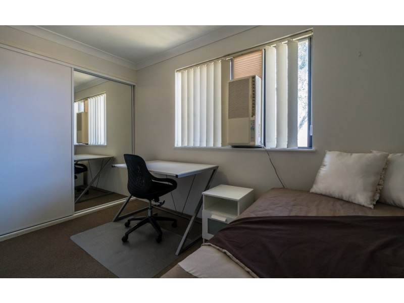 83/300 Sir Fred Schonell Drive, St Lucia QLD 4067