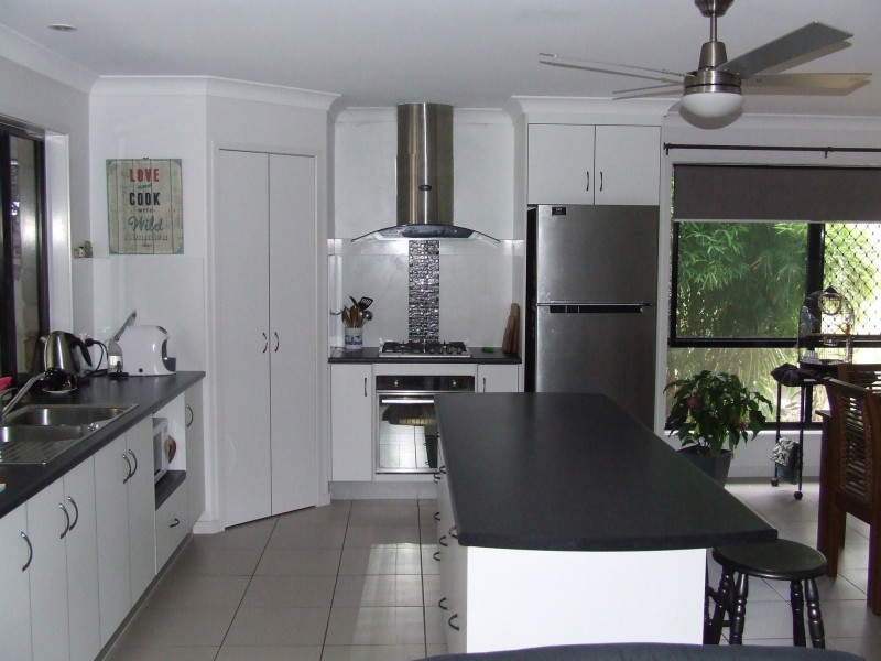 22 Wallace St., Apple Tree Creek QLD 4660