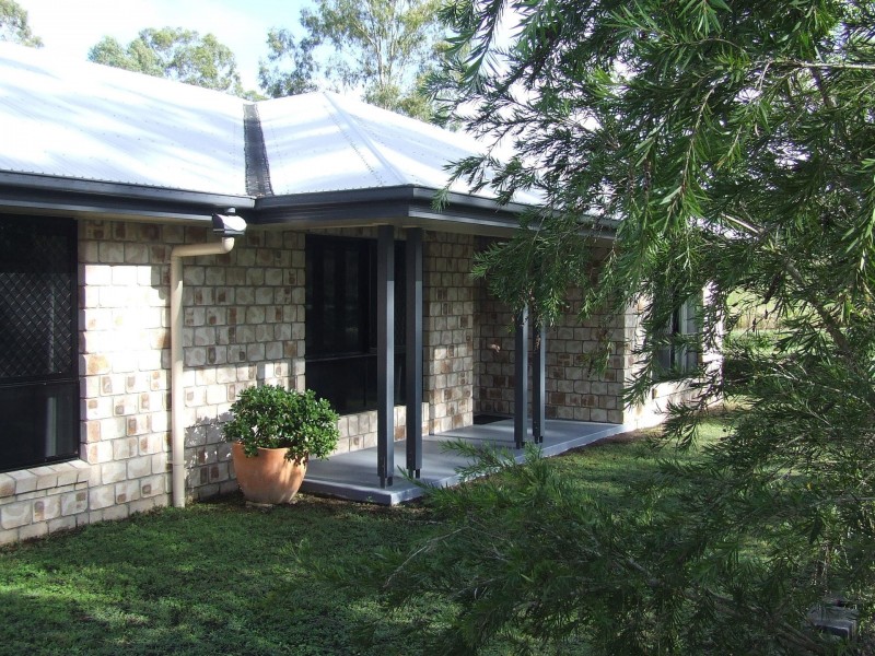 22 Wallace St., Apple Tree Creek QLD 4660
