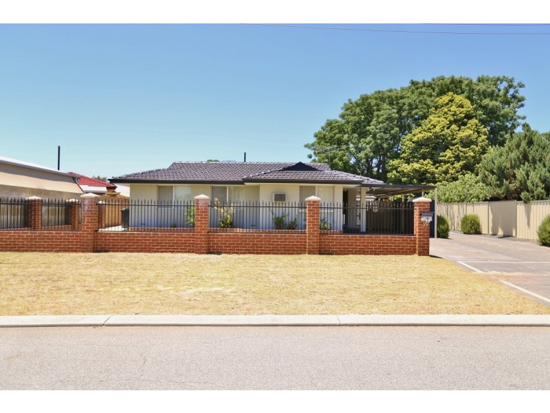 4 Tambulam Way, Armadale WA 6112