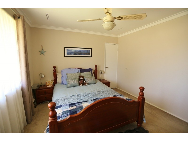 4 Tambulam Way, Armadale WA 6112