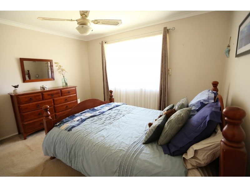 4 Tambulam Way, Armadale WA 6112