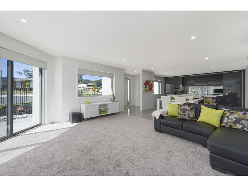 89 Cavenor Drive, Rokeby TAS 7019