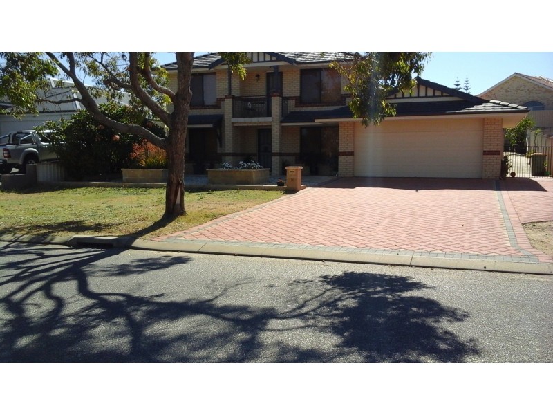 14 Rees Place, Wannanup WA 6210
