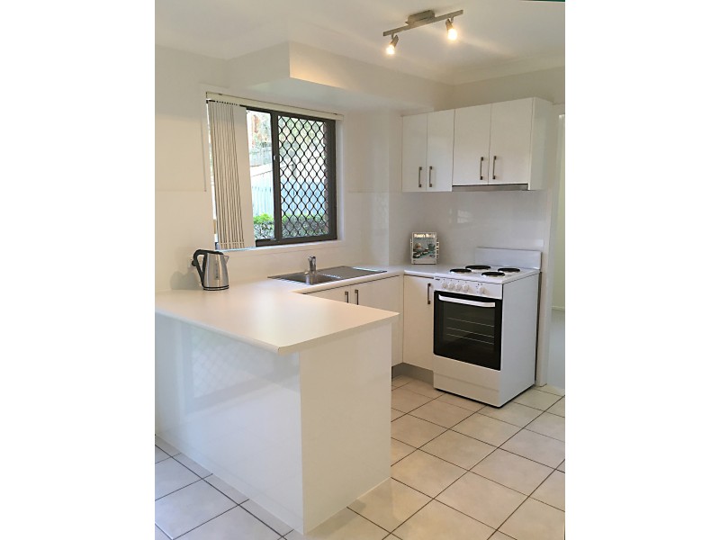 1/10 Sara Street, Ashmore QLD 4214