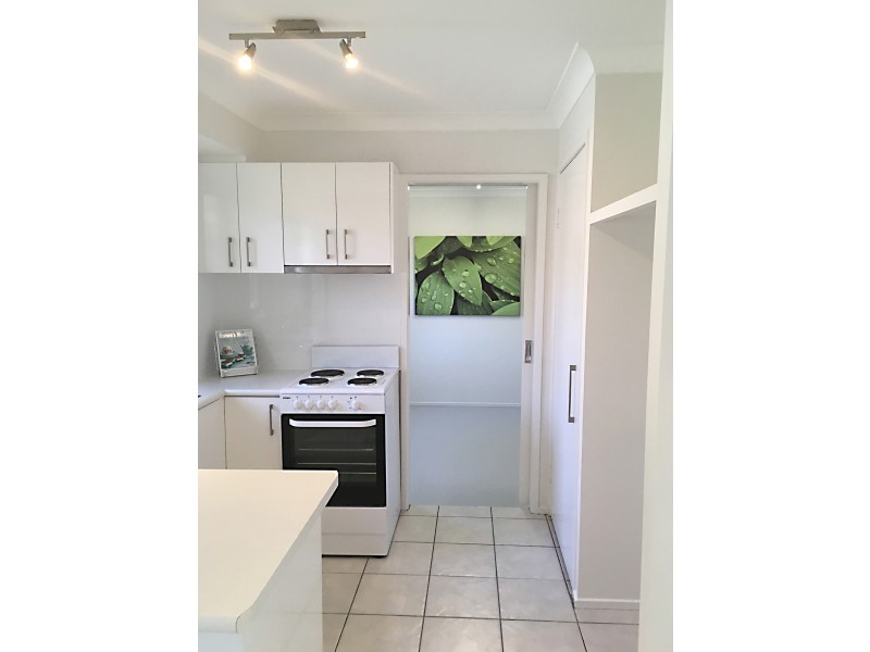 1/10 Sara Street, Ashmore QLD 4214