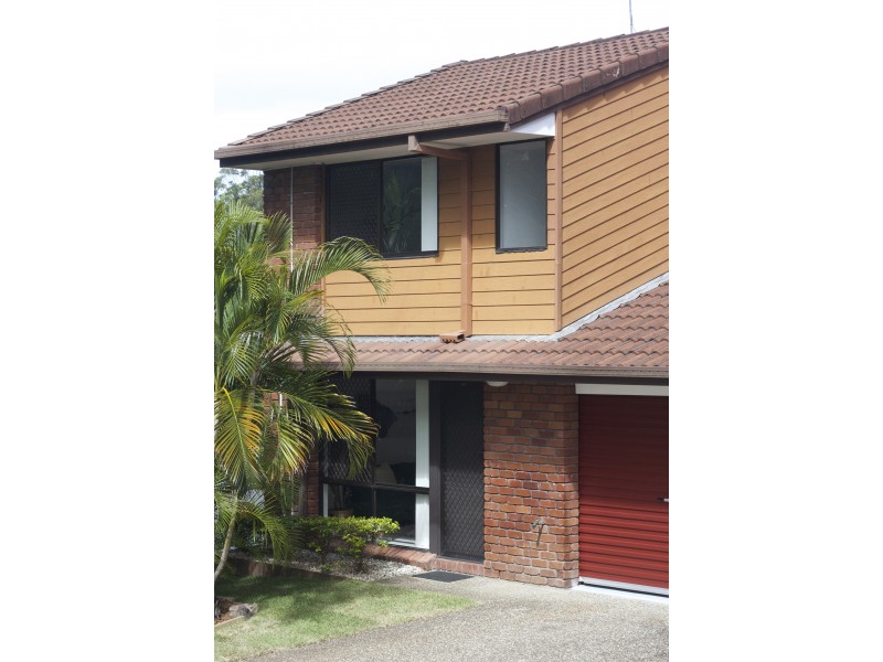 1/10 Sara Street, Ashmore QLD 4214