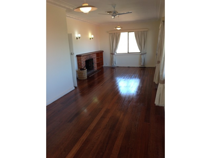 24 Boronia Crescent, City Beach WA 6015