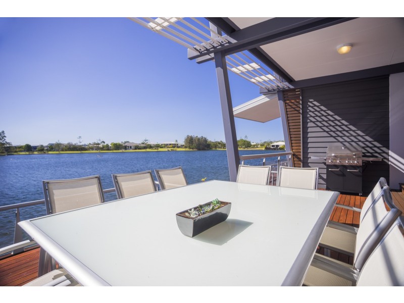 24/181 Lae Drive, Coombabah QLD 4216