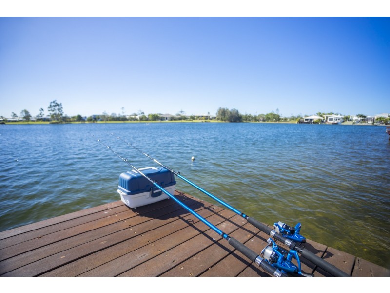 24/181 Lae Drive, Coombabah QLD 4216