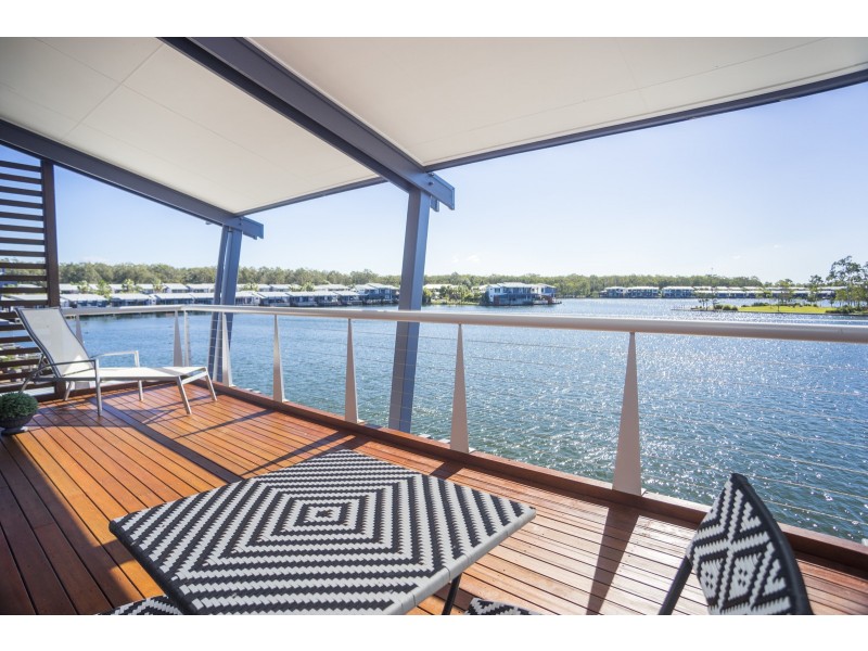 24/181 Lae Drive, Coombabah QLD 4216