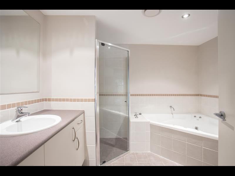 12/5 CRAG ROAD, Batemans Bay NSW 2536