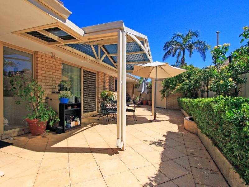 2/58 Raleigh Street, Carlisle WA 6101