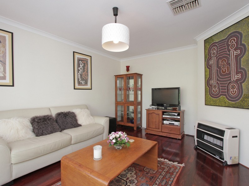 2/58 Raleigh Street, Carlisle WA 6101