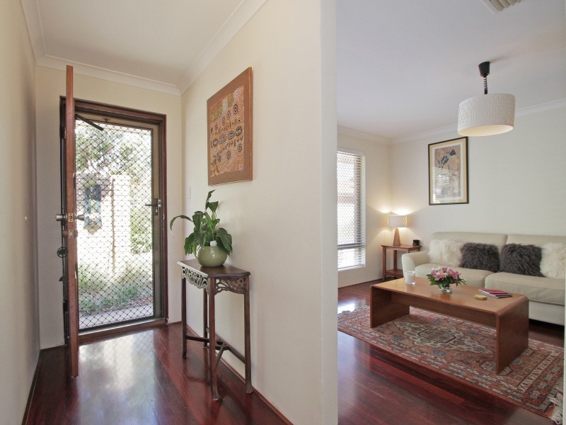 2/58 Raleigh Street, Carlisle WA 6101