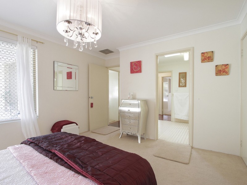 2/58 Raleigh Street, Carlisle WA 6101