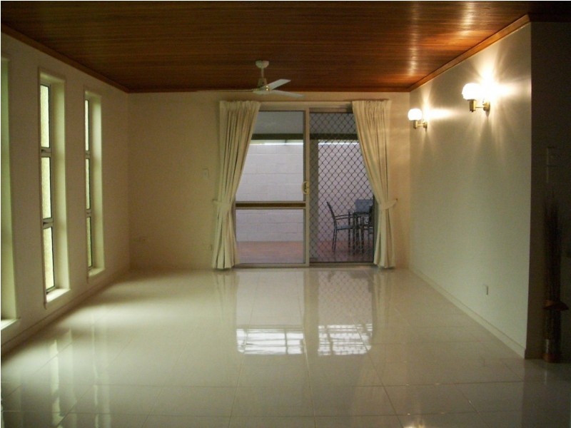 15 Brent Street, Douglas QLD 4814