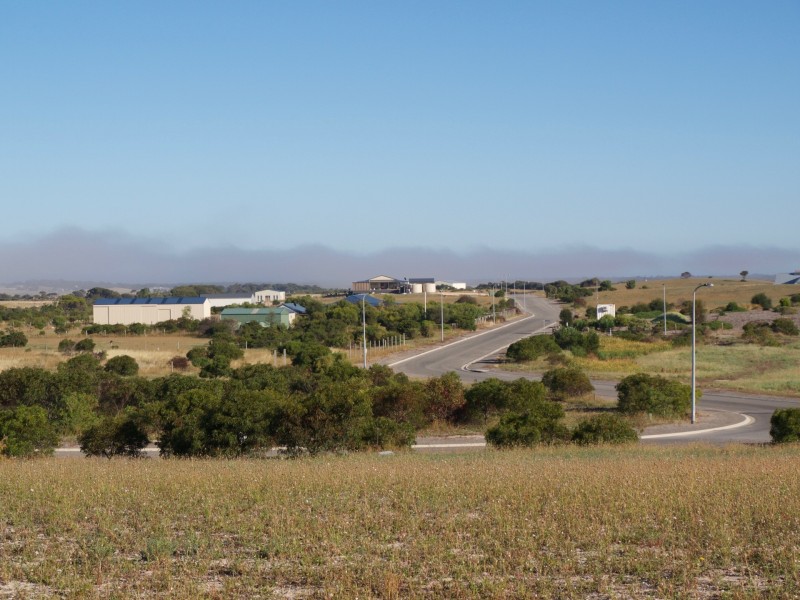 10 Peregrine Drive, Marion Bay SA 5575