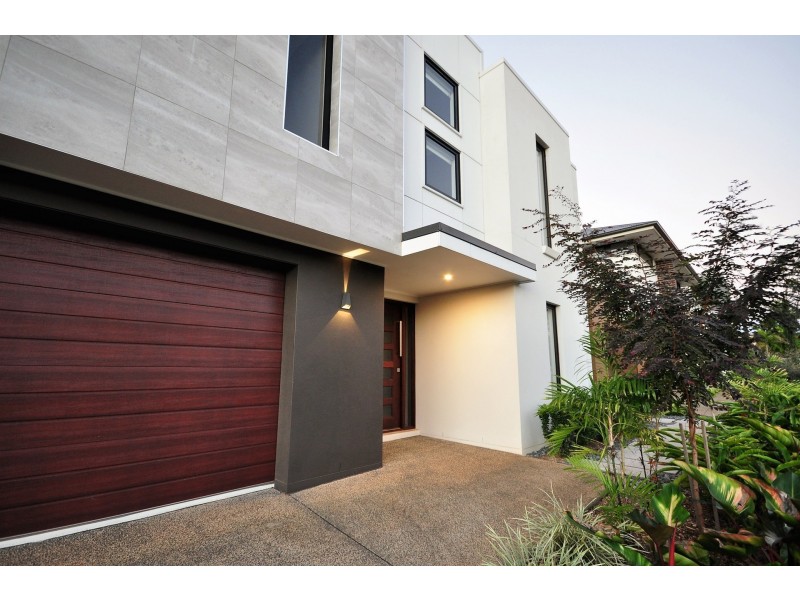 18 Altitude Street, Rochedale QLD 4123