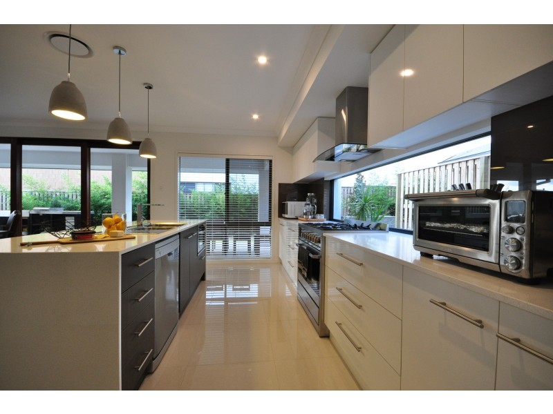 18 Altitude Street, Rochedale QLD 4123