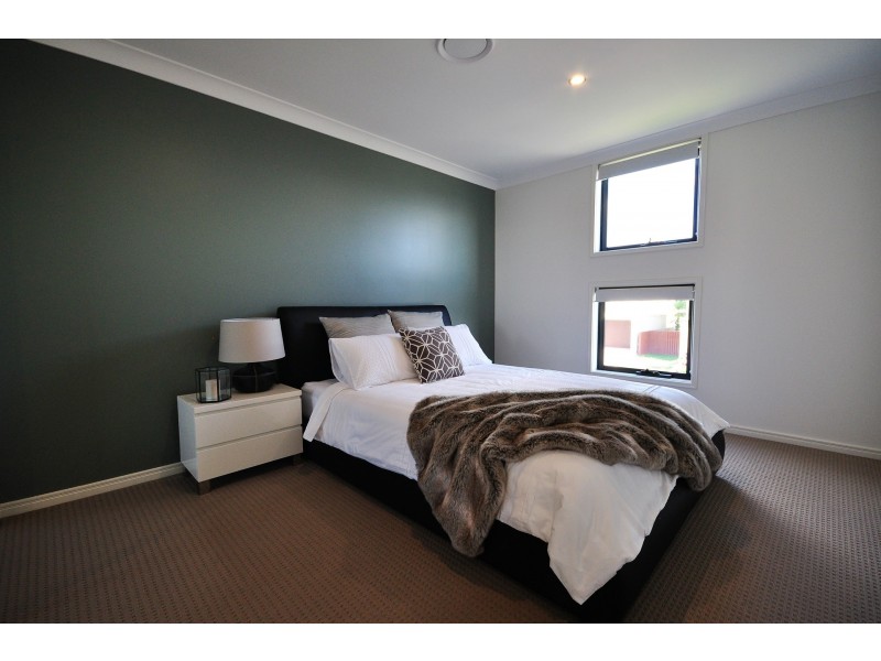 18 Altitude Street, Rochedale QLD 4123