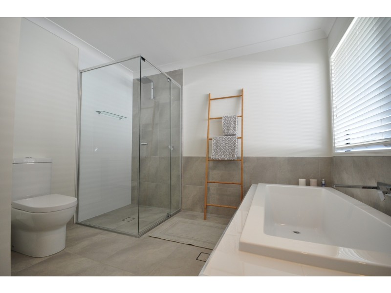 18 Altitude Street, Rochedale QLD 4123