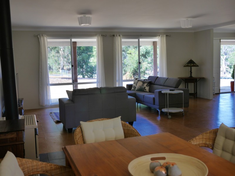 - Holstein Loop, Lower Chittering WA 6084