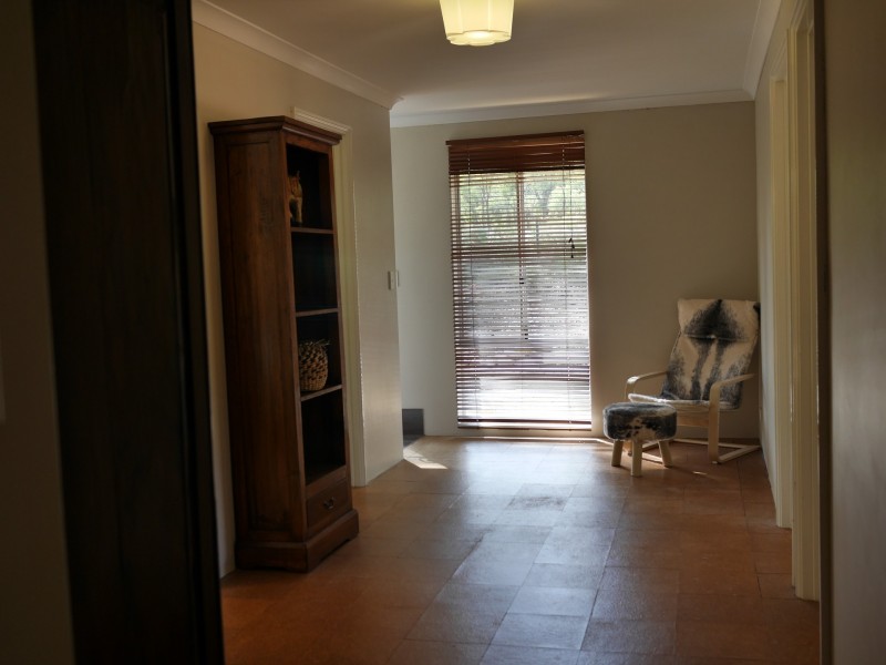 - Holstein Loop, Lower Chittering WA 6084