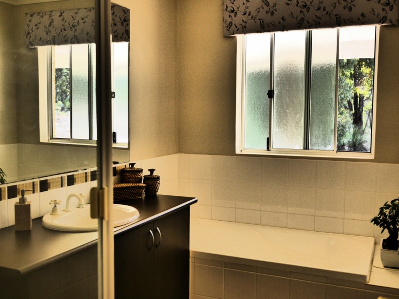 - Holstein Loop, Lower Chittering WA 6084