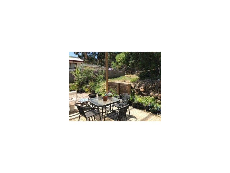 14 Moore, Creswick VIC 3363