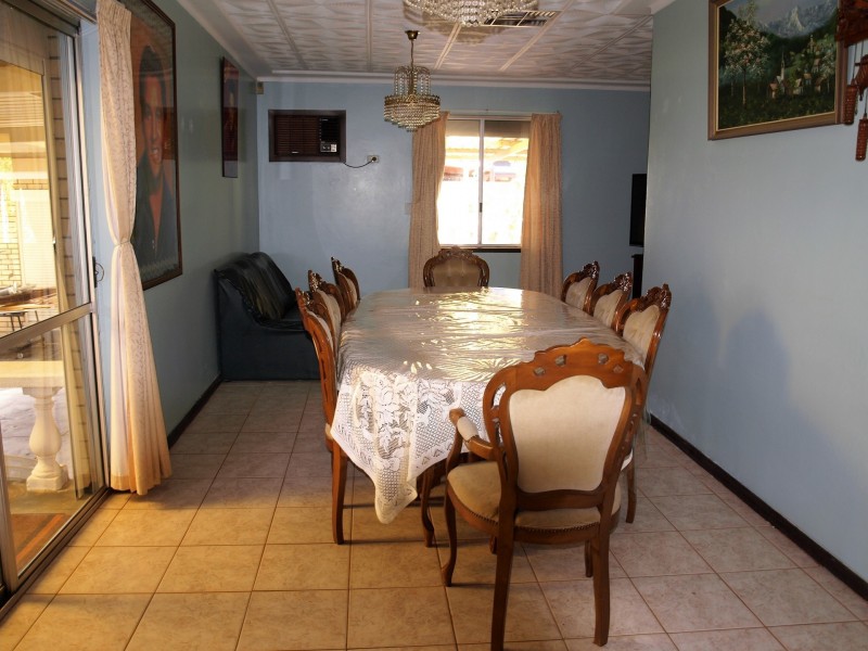 16 Veronica Street, Riverton WA 6148