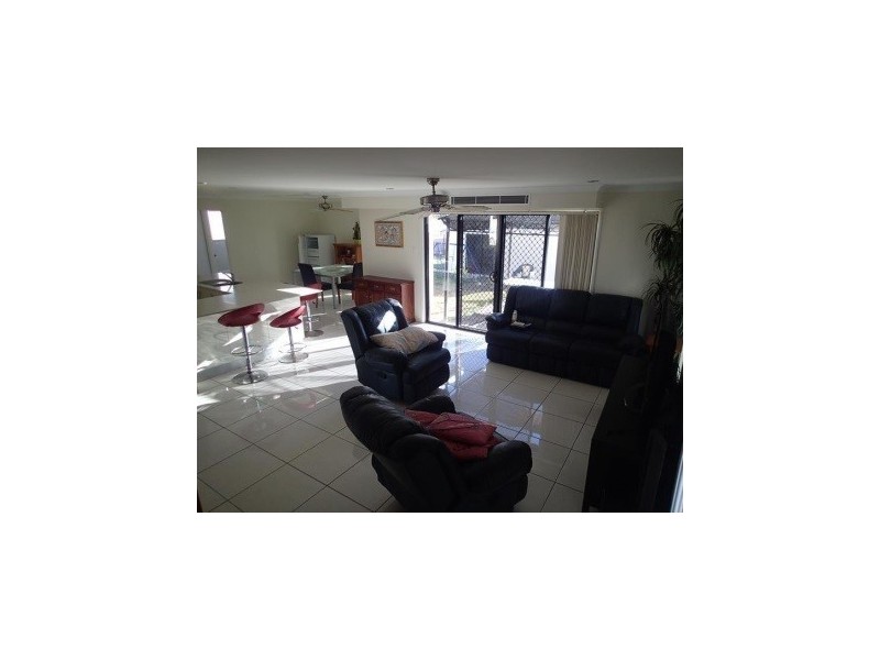 42 Rasmussen Avenue, Salonika Beach QLD 4740