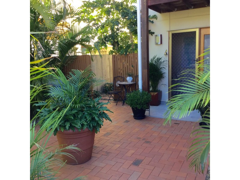 73 Donald St, Woody Point QLD 4019