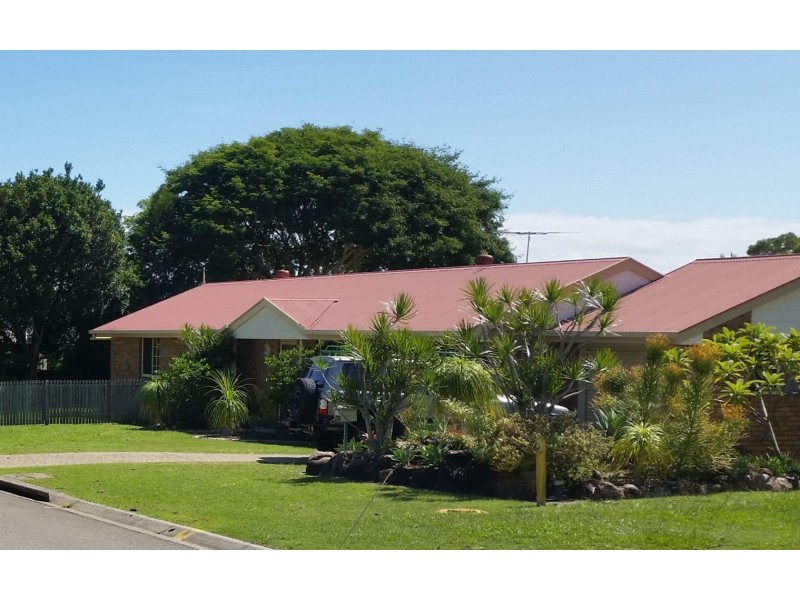 5-7 Loftus Place, Sandstone Point QLD 4511