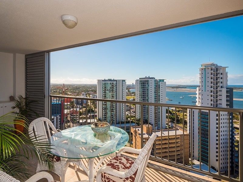 165/105 Scarborough street, Southport QLD 4215