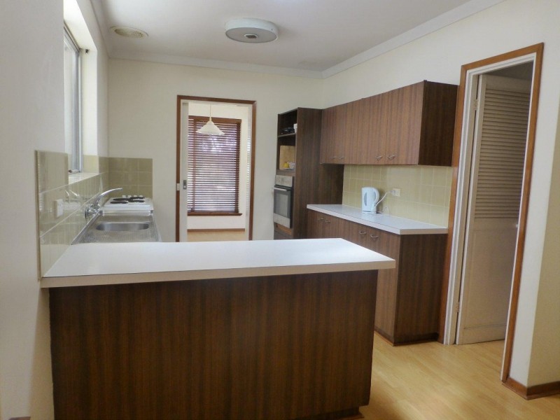 8 Spence Street, Trigg WA 6029