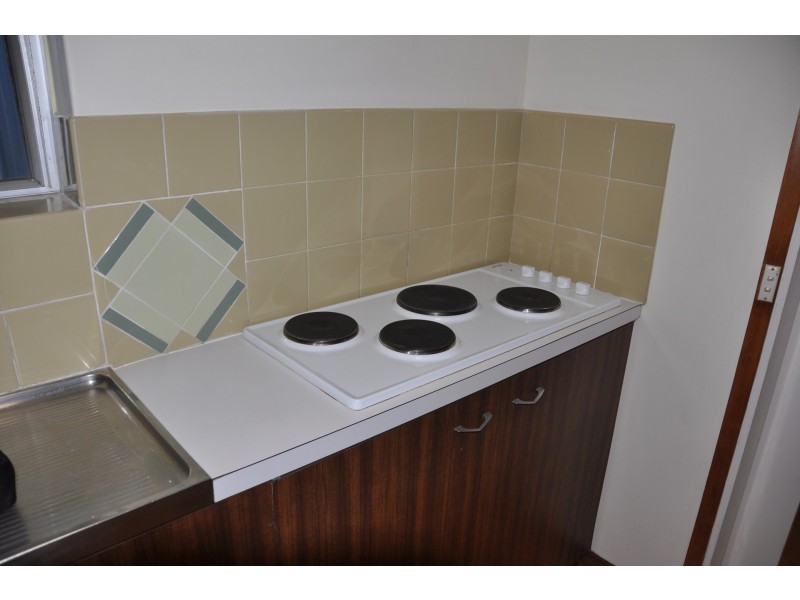 8 Spence Street, Trigg WA 6029