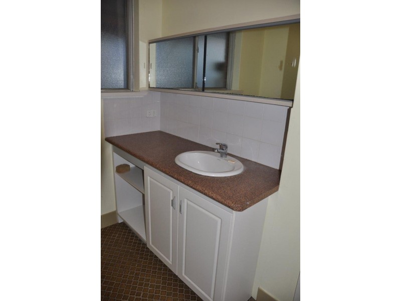 8 Spence Street, Trigg WA 6029