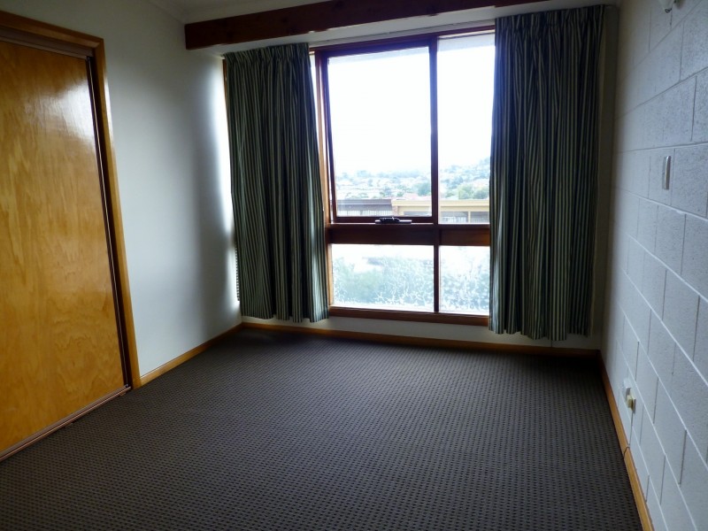 7/84 Malunna Rd, Lindisfarne TAS 7015